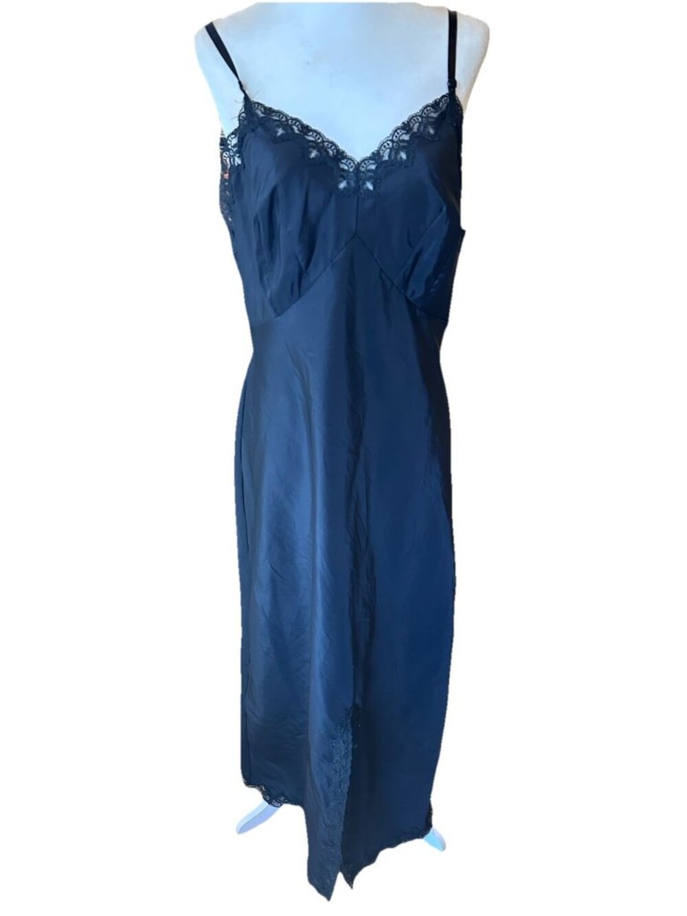 VTG Wonder Maid Black Lace Slip Size M/L Front Slit